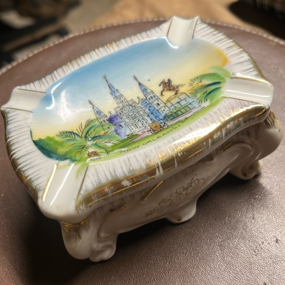 Vintage New Orleans Ashtray Trinket Box - Picture 1 of 5